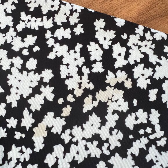 Talbots Woman Petites Top Size 3XP Black/White Floral Print Split Neck - Picture 7 of 7